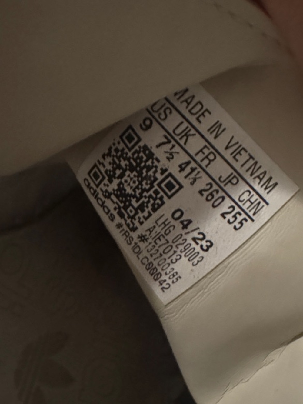 Adidas off white and Gum Sambas - Picture 5 of 5